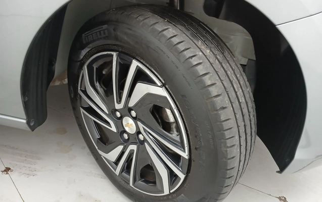 imagem-https://www.socarrao.com.br/sc-vehicle-images-prod/3961430/1789794918645-1_023725.jpg