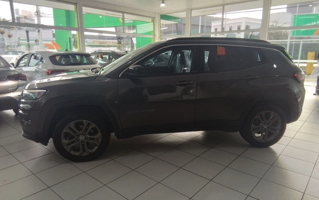 imagem-https://www.socarrao.com.br/sc-vehicle-images-prod/3961470/1789794991394-1_112444.jpg