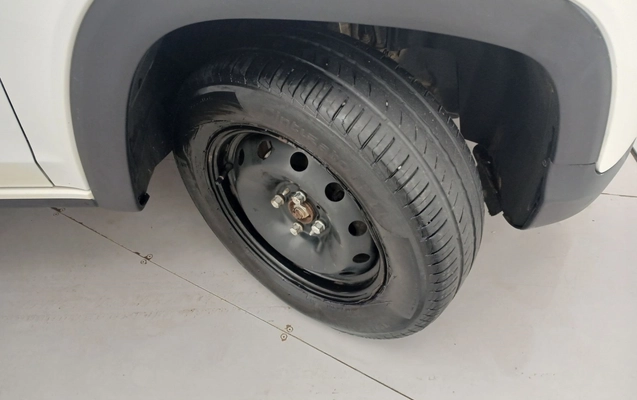 imagem-https://www.socarrao.com.br/sc-vehicle-images-prod/3961476/1789795009141-1_012636.jpg