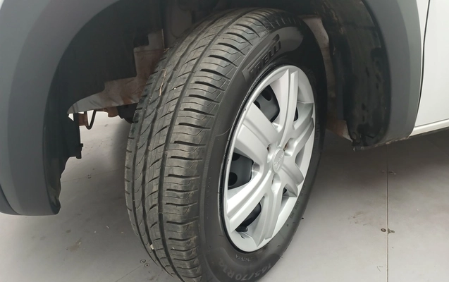 imagem-https://www.socarrao.com.br/sc-vehicle-images-prod/3961481/1789795027011-2_022150.jpg