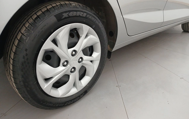 imagem-https://www.socarrao.com.br/sc-vehicle-images-prod/3961496/1789795108923-1_014605.jpg