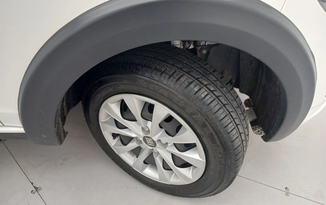 imagem-https://www.socarrao.com.br/sc-vehicle-images-prod/3961500/1789795141657-2_114637.jpg
