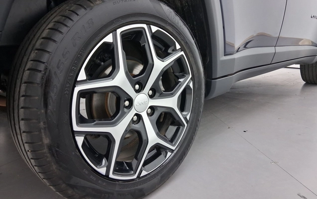 imagem-https://www.socarrao.com.br/sc-vehicle-images-prod/3961507/1789795194975-1_014617.jpg