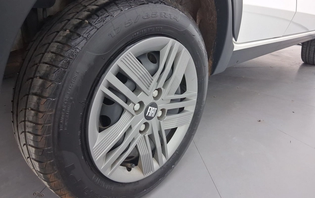 imagem-https://www.socarrao.com.br/sc-vehicle-images-prod/3961512/1789795256971-1_014921.jpg