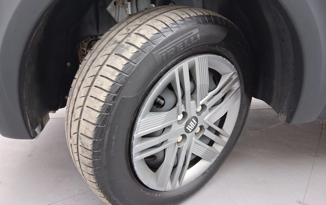 imagem-https://www.socarrao.com.br/sc-vehicle-images-prod/3961517/1789795304546-1_015100.jpg