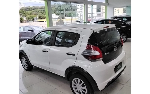 imagem-https://www.socarrao.com.br/sc-vehicle-images-prod/3961521/1789795364233-3_050103.jpg