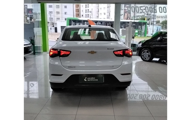 imagem-https://www.socarrao.com.br/sc-vehicle-images-prod/3961531/1789795477730-2_033212.jpg
