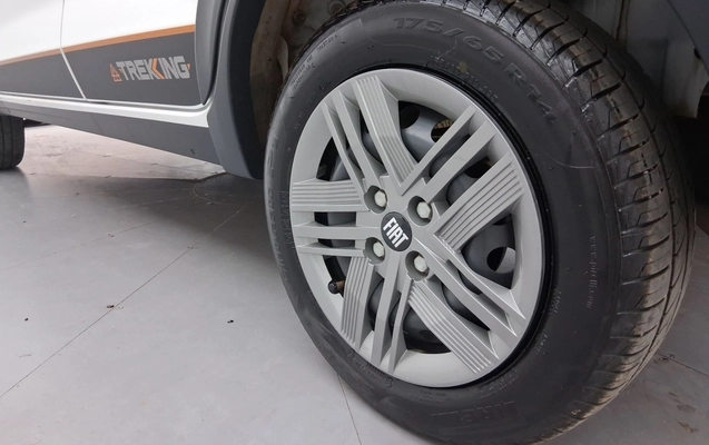 imagem-https://www.socarrao.com.br/sc-vehicle-images-prod/3961532/1789795493008-1_015306.jpg