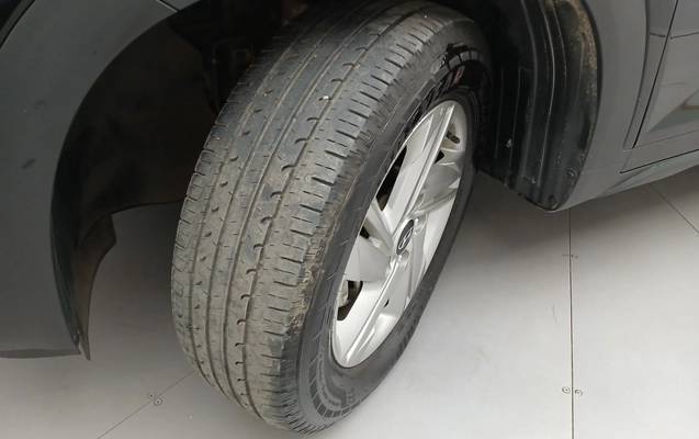 imagem-https://www.socarrao.com.br/sc-vehicle-images-prod/3961545/1789795648509-1_020019.jpg