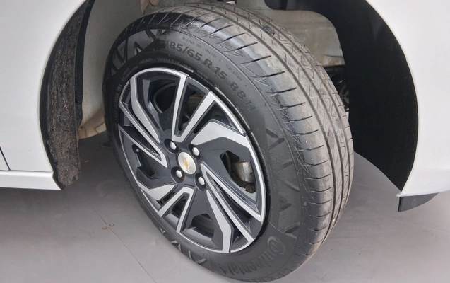imagem-https://www.socarrao.com.br/sc-vehicle-images-prod/3961554/1789795720600-1_041258.jpg