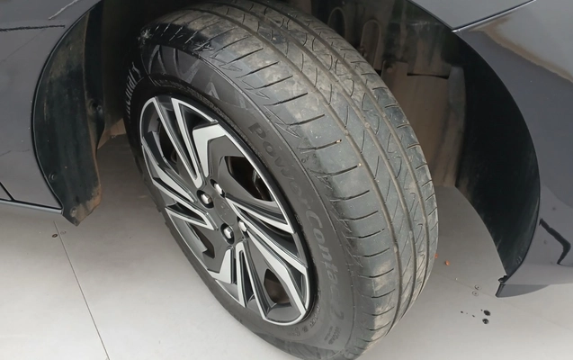 imagem-https://www.socarrao.com.br/sc-vehicle-images-prod/3961558/1789795752459-1_092646.jpg