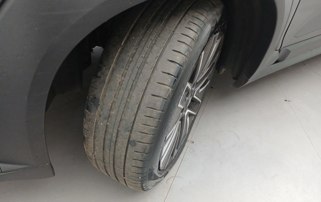 imagem-https://www.socarrao.com.br/sc-vehicle-images-prod/3961580/1789795853141-2_020054.jpg