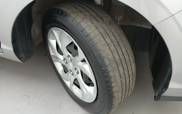 imagem-https://www.socarrao.com.br/sc-vehicle-images-prod/3961592/1789795886522-1_020228.jpg