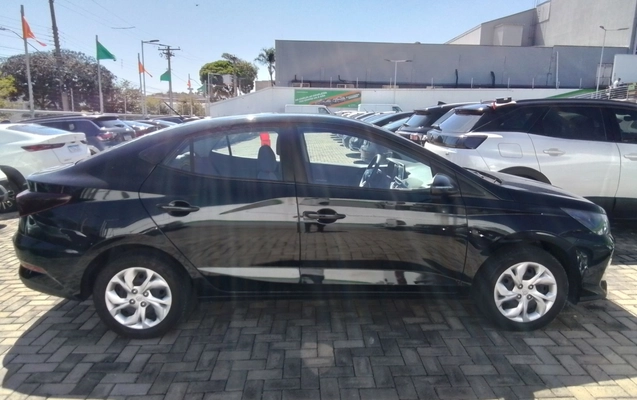 imagem-https://www.socarrao.com.br/sc-vehicle-images-prod/3961603/1789795935898-1_020350.jpg