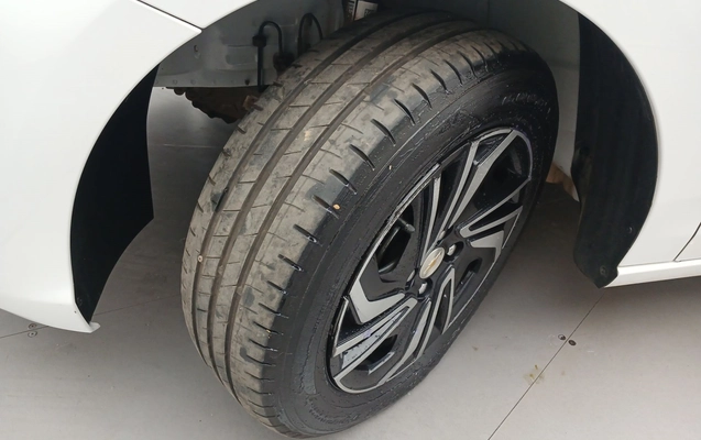 imagem-https://www.socarrao.com.br/sc-vehicle-images-prod/3961612/1789795956042-1_014633.jpg