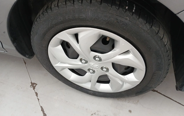 imagem-https://www.socarrao.com.br/sc-vehicle-images-prod/3961621/1789795971642-1_034740.jpg