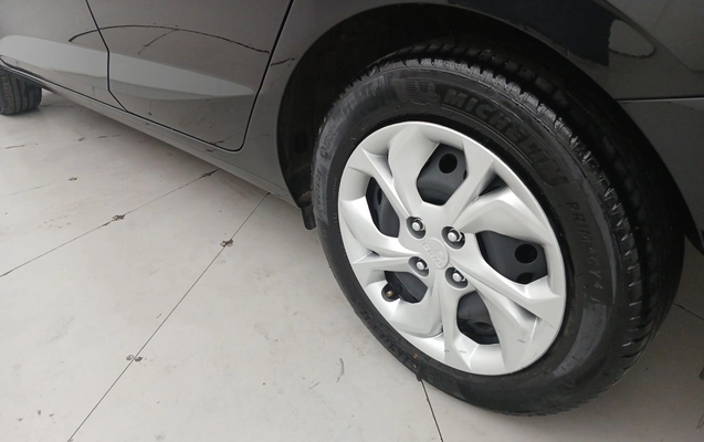 imagem-https://www.socarrao.com.br/sc-vehicle-images-prod/3961650/1789796047168-1_094828.jpg