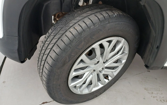 imagem-https://www.socarrao.com.br/sc-vehicle-images-prod/3961657/1789796065035-1_033043.jpg