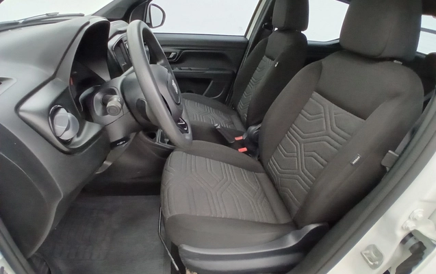 imagem-https://www.socarrao.com.br/sc-vehicle-images-prod/3961657/1789796065043-1_033052.jpg