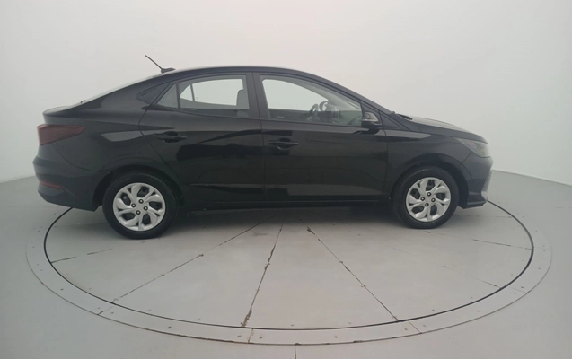 imagem-https://www.socarrao.com.br/sc-vehicle-images-prod/3961660/1789796069763-1_033402.jpg