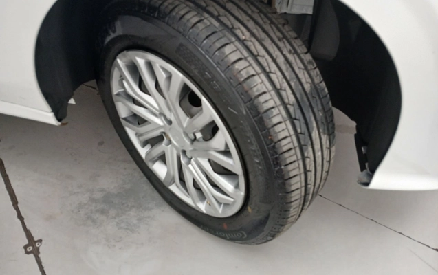 imagem-https://www.socarrao.com.br/sc-vehicle-images-prod/3961666/1789796081419-1_033117.jpg