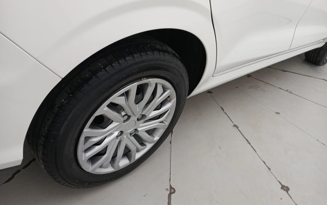 imagem-https://www.socarrao.com.br/sc-vehicle-images-prod/3961666/1789796081421-1_033119.jpg