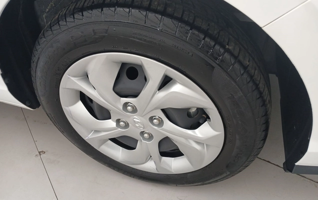 imagem-https://www.socarrao.com.br/sc-vehicle-images-prod/3961674/1789796095863-1_011034.jpg