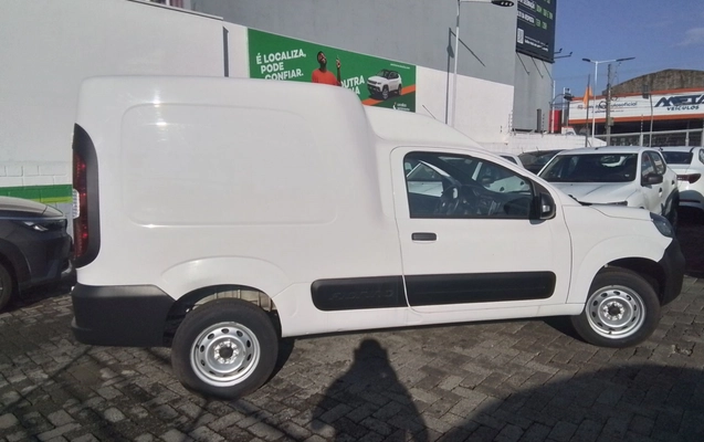 imagem-https://www.socarrao.com.br/sc-vehicle-images-prod/3961675/1789796098996-1_020417.jpg