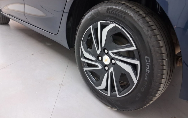imagem-https://www.socarrao.com.br/sc-vehicle-images-prod/3961679/1789796115215-1_014302.jpg