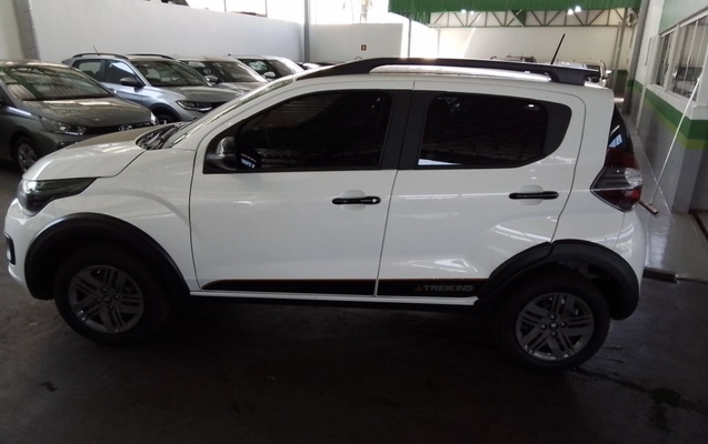 imagem-https://www.socarrao.com.br/sc-vehicle-images-prod/3961682/1789796128478-1_020324.jpg
