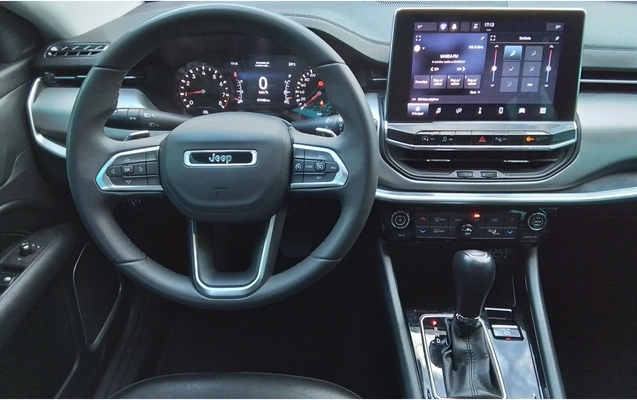 imagem-https://www.socarrao.com.br/sc-vehicle-images-prod/3961689/1789796144361-1_023148.jpg