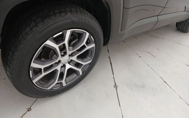 imagem-https://www.socarrao.com.br/sc-vehicle-images-prod/3961692/1789796148334-1_020413.jpg