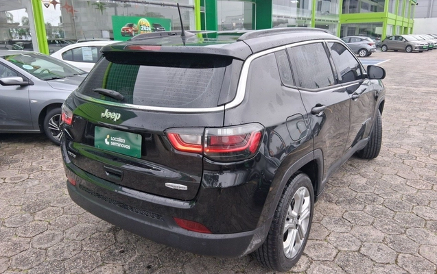 imagem-https://www.socarrao.com.br/sc-vehicle-images-prod/3961693/1789796150773-1_051558.jpg