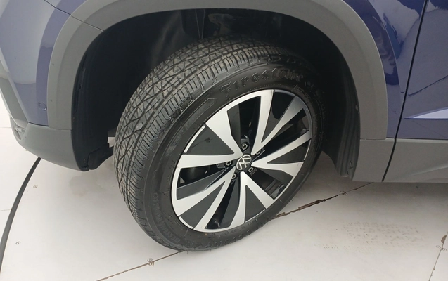 imagem-https://www.socarrao.com.br/sc-vehicle-images-prod/3961725/1789796241993-1_052045.jpg