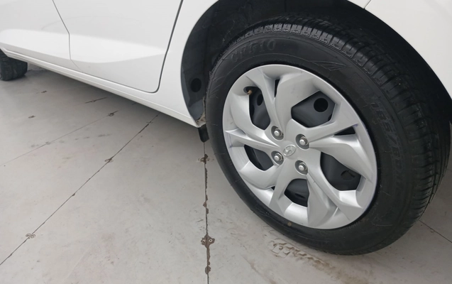 imagem-https://www.socarrao.com.br/sc-vehicle-images-prod/3961727/1789796245293-1_015732.jpg