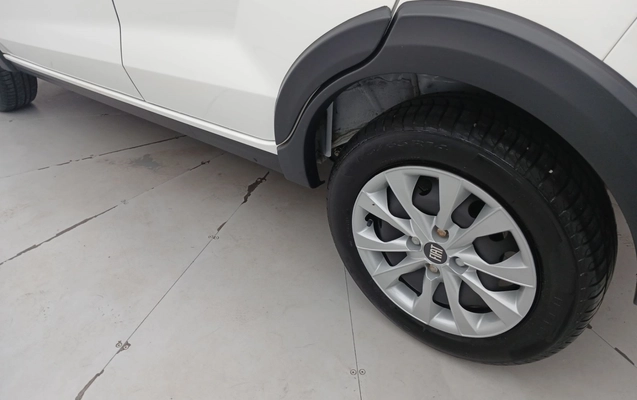 imagem-https://www.socarrao.com.br/sc-vehicle-images-prod/3961736/1789796276376-2_104228.jpg