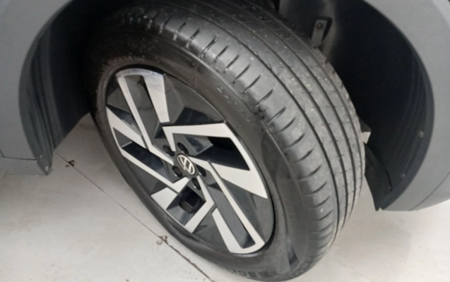 imagem-https://www.socarrao.com.br/sc-vehicle-images-prod/3961740/1789796286539-1_020413.jpg