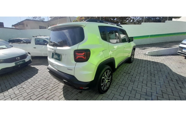 imagem-https://www.socarrao.com.br/sc-vehicle-images-prod/3961752/1789796312654-2_052426.jpg