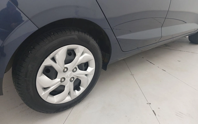 imagem-https://www.socarrao.com.br/sc-vehicle-images-prod/3961754/1789796316360-1_111435.jpg