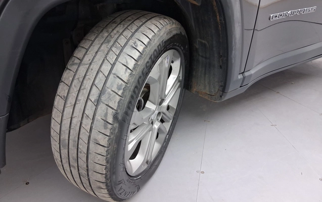 imagem-https://www.socarrao.com.br/sc-vehicle-images-prod/3961756/1789796320748-1_020619.jpg