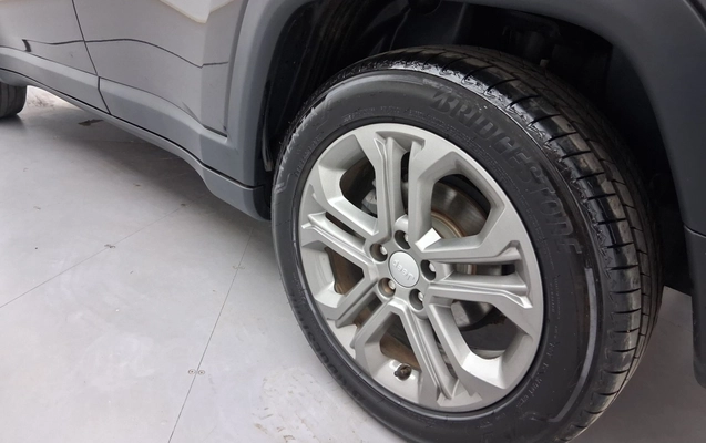 imagem-https://www.socarrao.com.br/sc-vehicle-images-prod/3961756/1789796320748-1_020622.jpg