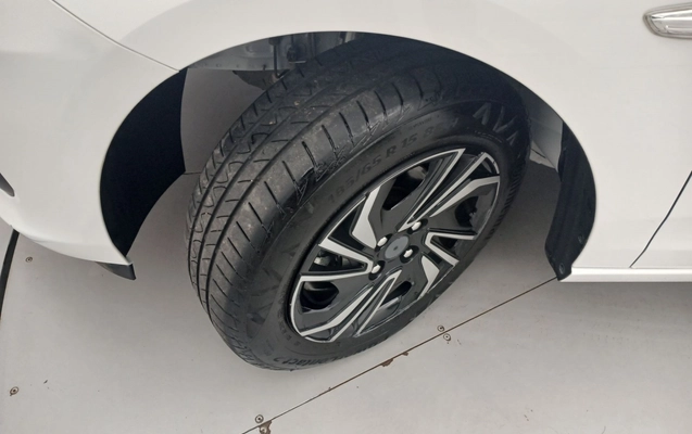 imagem-https://www.socarrao.com.br/sc-vehicle-images-prod/3961761/1789796335968-1_015138.jpg