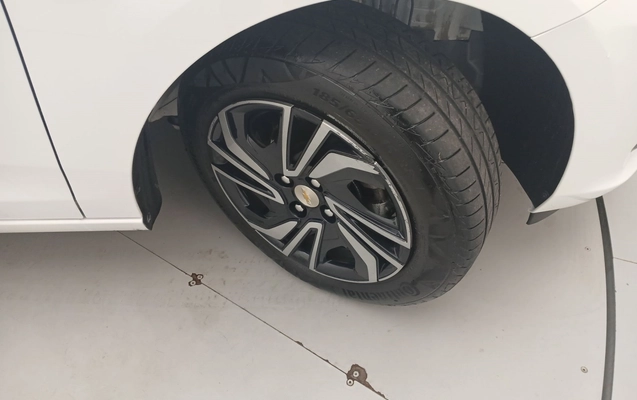 imagem-https://www.socarrao.com.br/sc-vehicle-images-prod/3961763/1789796338735-2_015139.jpg