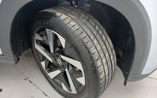 imagem-https://www.socarrao.com.br/sc-vehicle-images-prod/3961774/1789796359219-1_112012.jpg