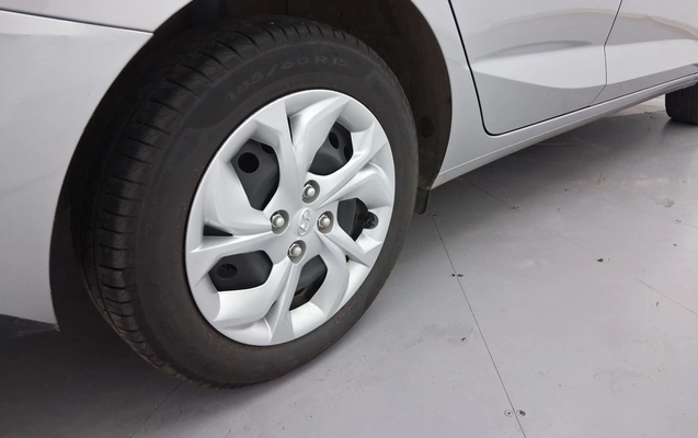 imagem-https://www.socarrao.com.br/sc-vehicle-images-prod/3961780/1789796371167-1_100224.jpg