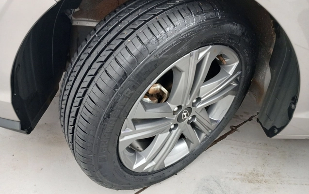 imagem-https://www.socarrao.com.br/sc-vehicle-images-prod/3961787/1789796386555-2_033924.jpg