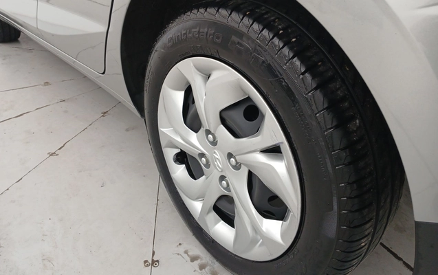 imagem-https://www.socarrao.com.br/sc-vehicle-images-prod/3961799/1789796425252-2_032552.jpg