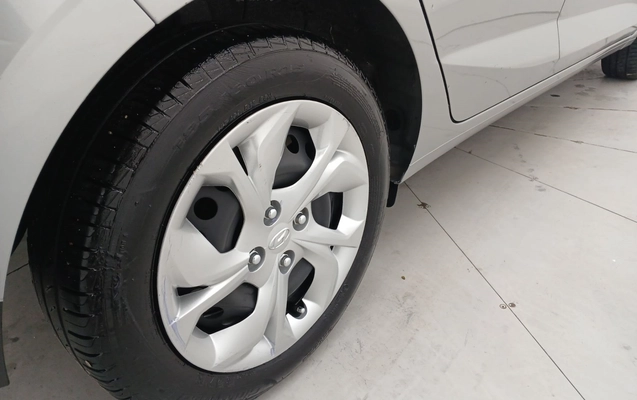 imagem-https://www.socarrao.com.br/sc-vehicle-images-prod/3961799/1789796425258-2_032553.jpg