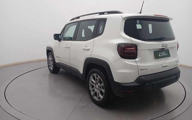 imagem-https://www.socarrao.com.br/sc-vehicle-images-prod/3961810/1789796456214-1_011243.jpg