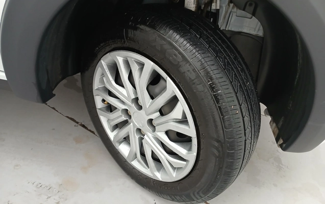 imagem-https://www.socarrao.com.br/sc-vehicle-images-prod/3961812/1789796457456-1_042739.jpg